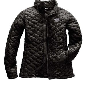 Women’s Northface Thermoball Jacket Black, Size XS